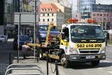 Wrocławska straż miejska odholowuje coraz więcej aut