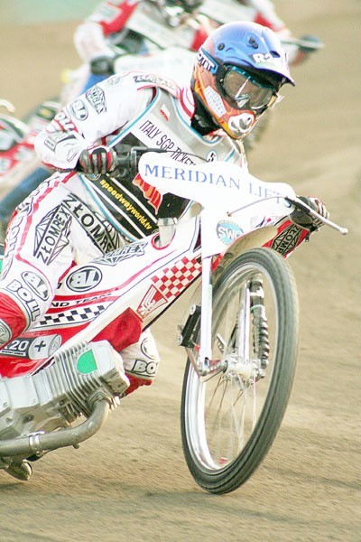 Grzegorz Walasek odszedł z Zielonej Góry do Częstochowy przed sześcioma laty. W tym czasie został indywidualnym (2004) i drużynowym (2003) mistrzem Polski, reprezentował także nasz kraj w zawodach Grand Prix, Drużynowego Pucharu Świata i innych prestiżowych imprezach.