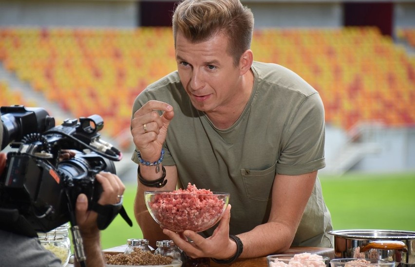 Karol Okrasa tym razem łamał przepisy na Stadionie Miejskim...