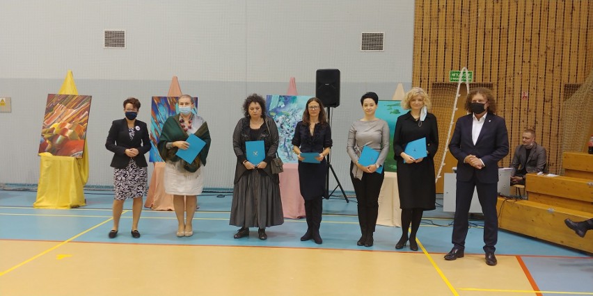 Sopot: 26 nauczycieli uhonorowanych nagrodami prezydenta miasta w Dniu Edukacji Narodowej