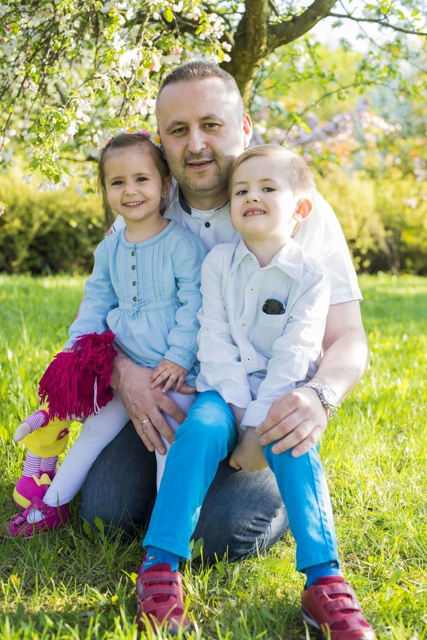 Grzegorz Smolarski z Szydłowca, oddany mąż i kochający ojciec trójki dzieci walczy o życie