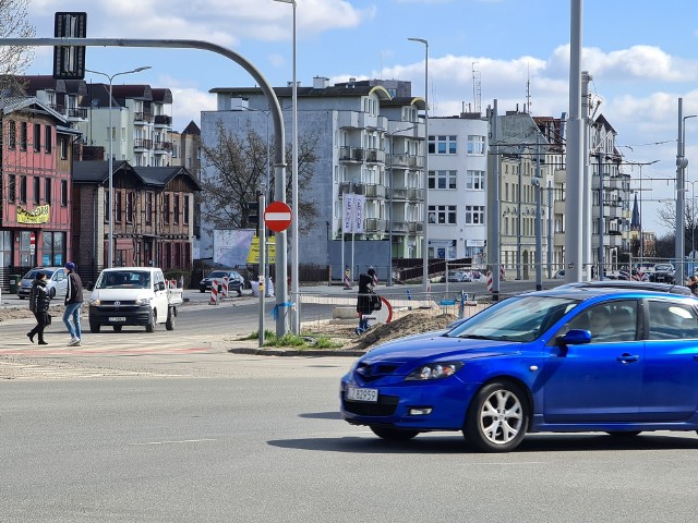 Od wtorku 11 kwietnia inaczej pojedziemy przez skrzyżowanie Szosa Chełmińska/aleja 700-lecia Torunia/ulica Bema/ulica Podgórna w Toruniu