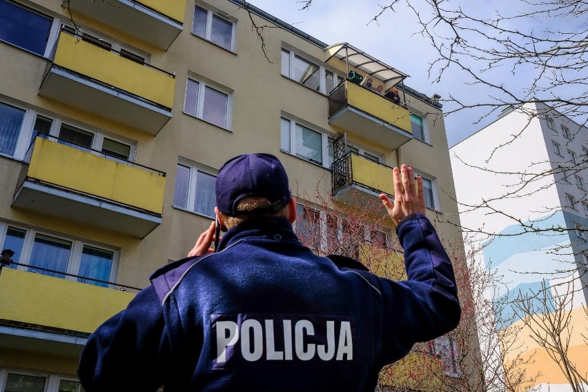 Co grozi za złamanie kwarantanny? Ile osób w Toruniu ukarał...