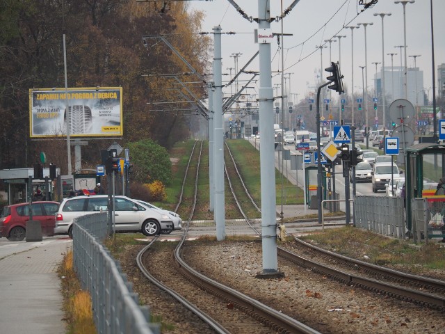 Torowisko na ul. Aleksandrowskiej zostanie przebudowane i wymienione na nowe. Zmieni się także dojazd do Żabieńca.