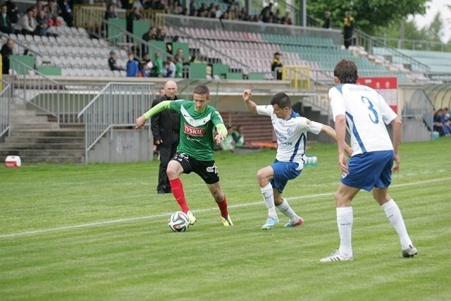 GKS Tychy - Flota 2:3. Dwie bramki Olszara [ZOBACZ ZDJĘCIA i WIDEO, OPINIE]