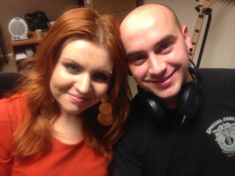 Marcelina Kopyt razem z Damianem Sikorskim, producent...