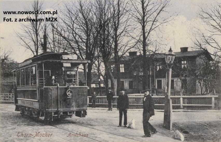 Urząd gminy Mokre przy ul. Urzędowej. Tutaj 120 lat temu...