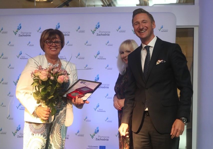 Wielka gala Kobieta Roku za nami. Danuta Szyksznian-Ossowska podwójną laureatką. Gratulujemy! [ZDJĘCIA, WIDEO]