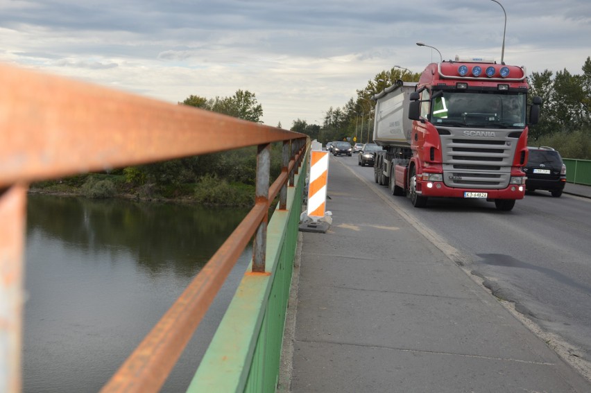 Most na Dunajcu w Ostrowie może zostać już w środę zamknięty. Dla Tarnowa to będzie drogowy koszmar!