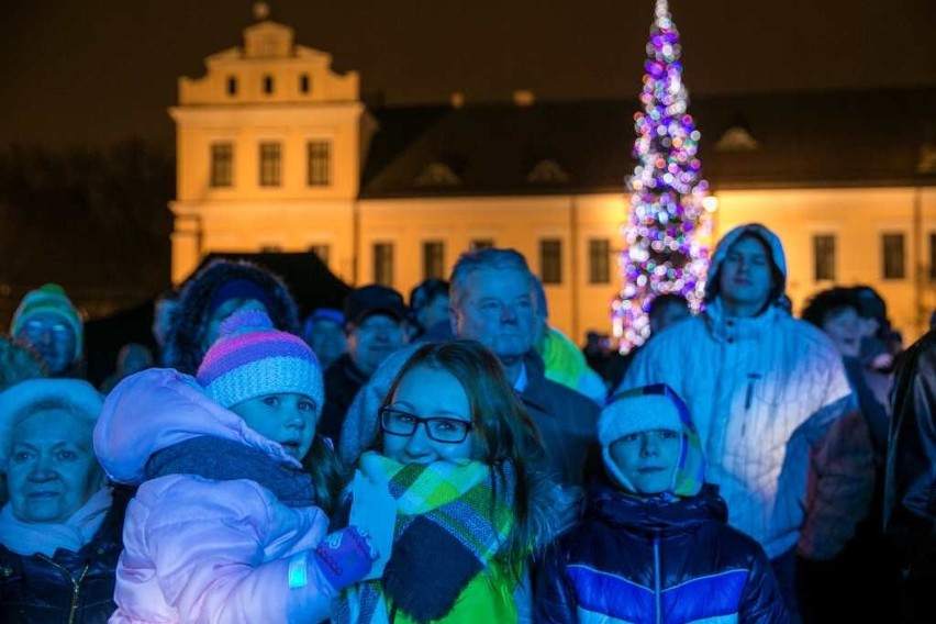 Żywa szopka u Franciszkanów: Aby nigdy nie zabrakło miłości [ZDJĘCIA, WIDEO]