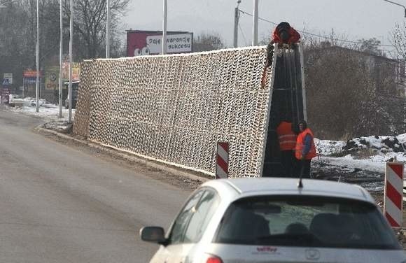 Podobne, jak przy ulicy Krakowskiej w Kielcach, ziemne ekrany akustyczne, które zostaną obsadzone roślinami, powstaną przy kieleckiej Kadzielni.