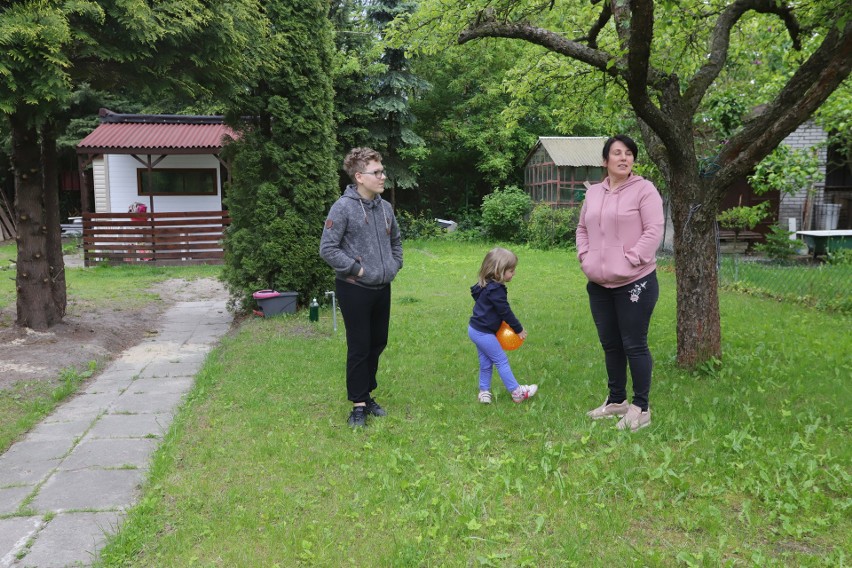 Łodzianie coraz chętniej spędzają czas na działkach