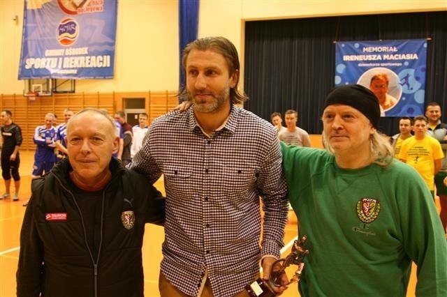 Od lewej - Janusz Sybis, Kamil Kosowski i Michel Thiry