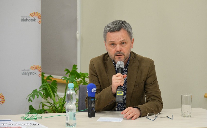 W konferencji brał też udział lekarz dr Dariusz Kuć, który...