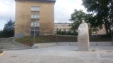 Katowice: pomnik Augusta Hlonda już gotowy. Czeka na odsłonięcie [ZDJĘCIA]
