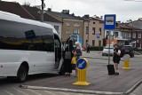 Olkusz. Pasażerowie skarżą się na prywatnych przewoźników. Minibusy do Krakowa jeżdżą "jak chcą", ignorując rozkład jazdy