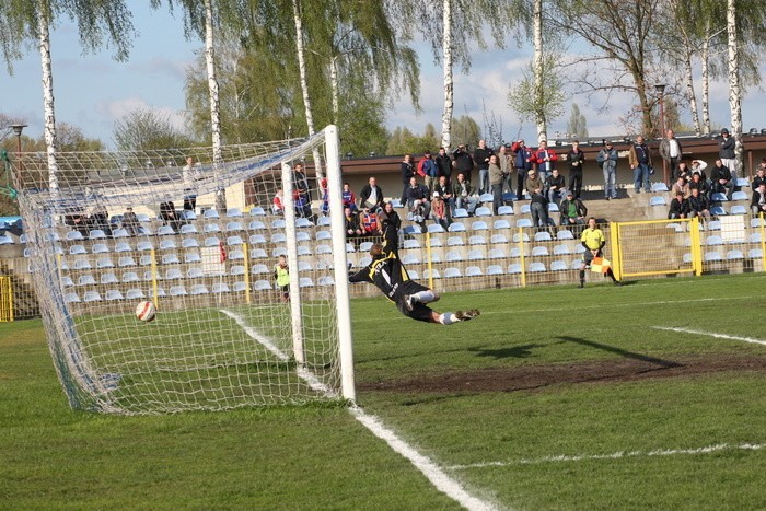 III liga: Gryf Slupsk - Astra Ustronie Morskie 4:0 (2:0).