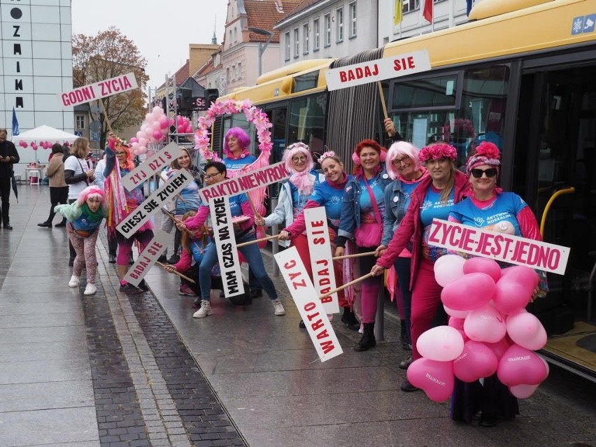 I Marsz Różowej Wstążki przeszedł ulicami Koszalina