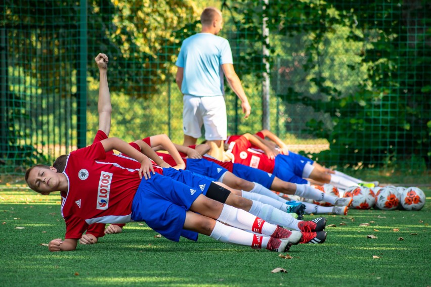 Piłkarska przyszłość z Lotosem. Ten program to szansa na wielką sportową przygodę. Wszystkie drogi prowadzą do finału w Gdańsku