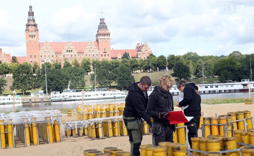 Przygotowania do festiwalu fajerwerków Pyromagic 2016