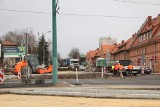 Przebudowa ul. Wolności w Rudzie Śląskiej w toku. Rondo na głównej arterii miasta nabiera kształtów, ale do końca prac jeszcze daleko