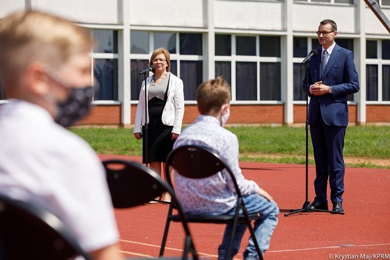 Pionki. Wizyta premiera Mateusza Morawieckiego w Publicznej Szkole Podstawowej numer 5!