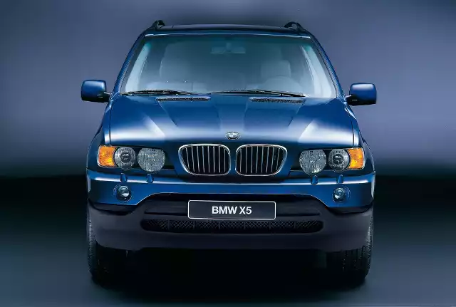 Auta bawarskiej firmy słyną z solidnej konstrukcji, znakomitych własności jezdnych i mocnych silników Fot: BMW