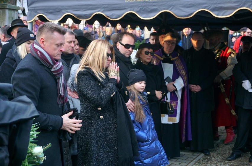 W pogrzebie Romualda Lipki wzięli udział nie tylko bliscy....