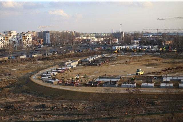 Nowy Zagłębiowski Park Sportowy prezentuje się okazale, dziś widać już podwaliny stadionu i hali sportowej