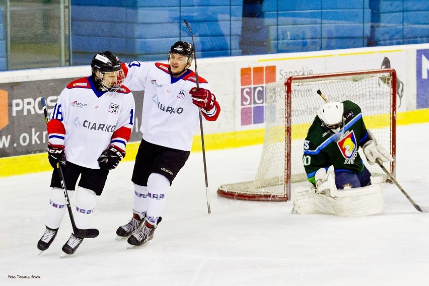 Ciarko KH 58 Sanok - HK Sabinov 7:3. Hokeiści z Sanoka...