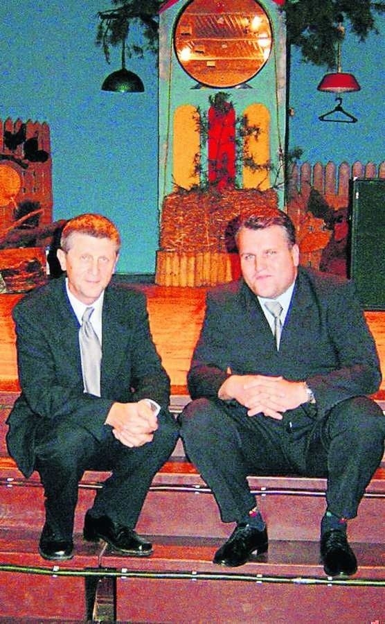 Marek Belka z Sopotu i Aleksander Kwaśniewski z Gdyni, czyli Marek Borkowski (z lewej) i Krzysztof Bera