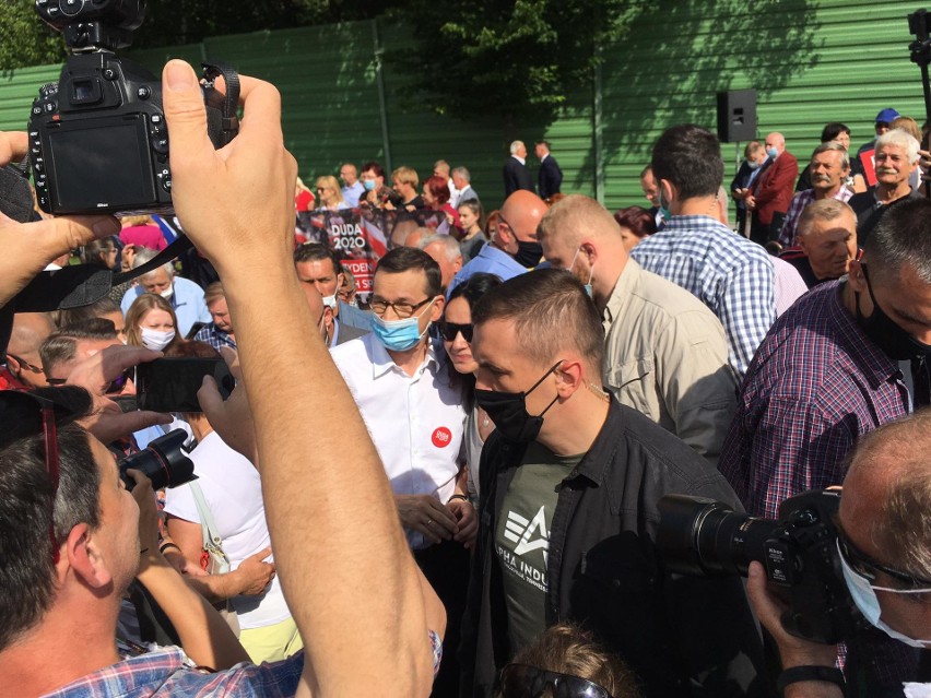 Premier Mateusz Morawiecki w Jędrzejowie. Na spotkaniu z mieszkańcami bardzo ostro o Trzaskowskim [WIDEO, ZDJĘCIA] 