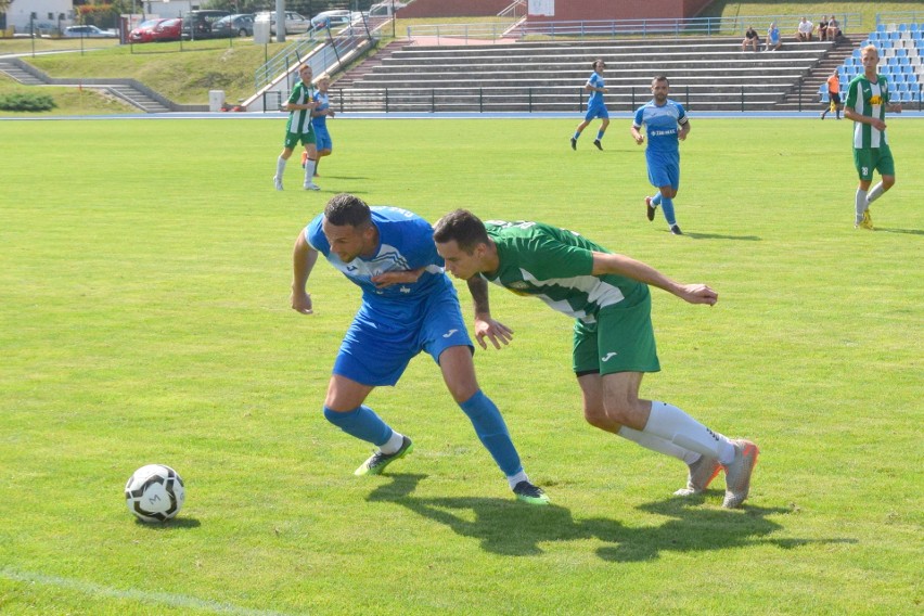 Bezbramkowy remis GKS Zio-Max Nowiny z GKS Rudki w Hummel 4 lidze. Zobaczcie zdjęcia z meczu i fotki kibiców