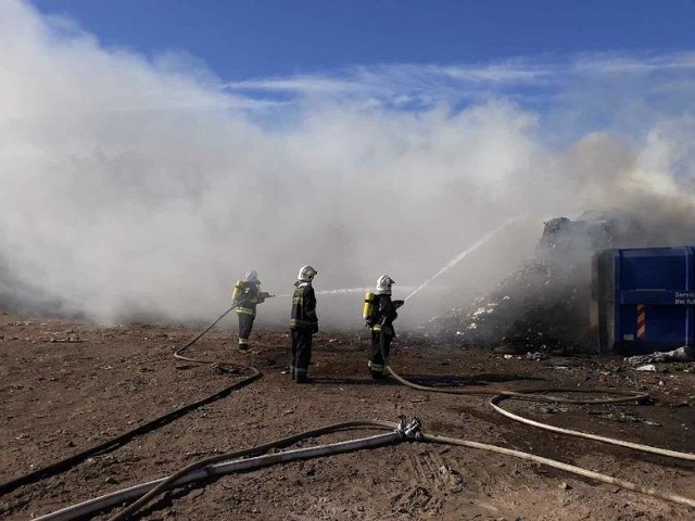 W 2018 roku Śląsk doświadczył już wielu pożarów wysypisk i składowisk odpadów. Pożar w Żorach to dziewiąty przypadek w tym roku.