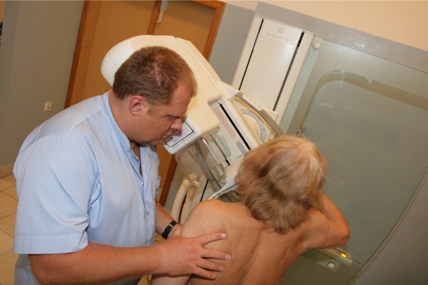 MZOZ we Włocławku wzbogacił się o nowy mammograf. Kobiety...