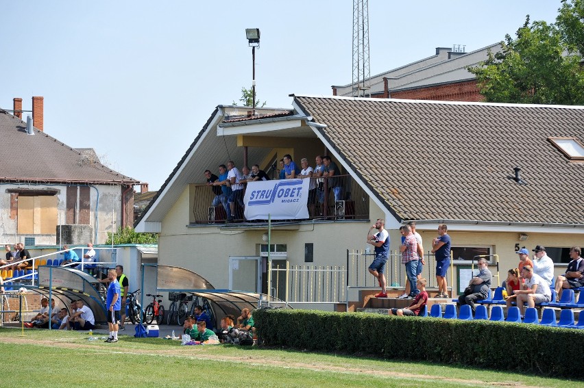 BS Leśnica 4. liga piłkarska. Skorogoszcz - Agroplon Głuszyna 0-5