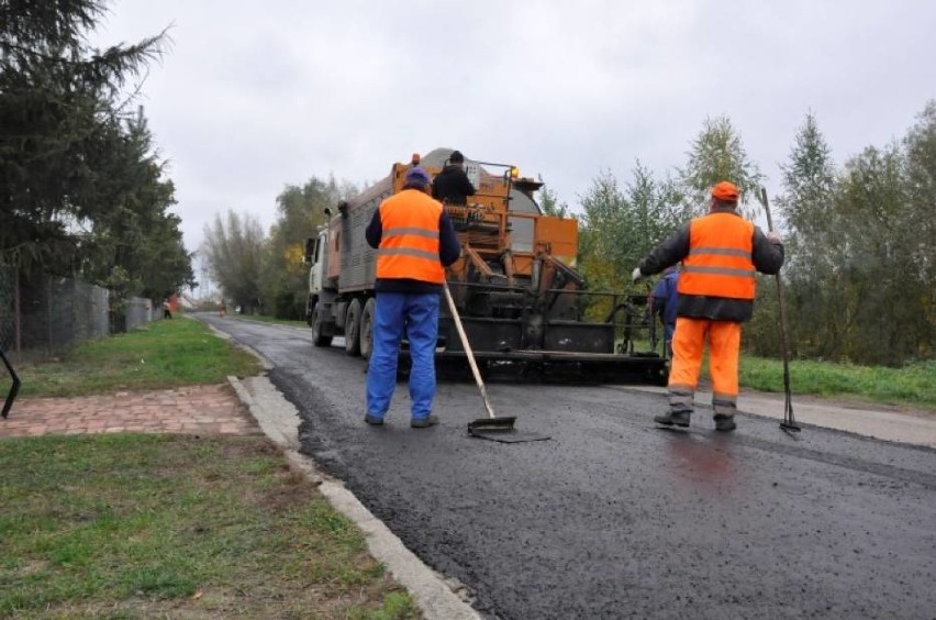 Raport drogowy na weekend. Utrudnienia, roboty drogowe, korki i wypadki na drogach Pomorza