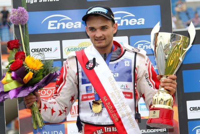 Tydzień temu Bartosz Zmarzlik zdobył srebro w seniorskim finale mistrzostw Polski. Teraz wreszcie ma złoto