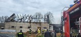 W gminie Skaryszew wybuchł pożar, zapaliła się obora w Wólce Twarogowej