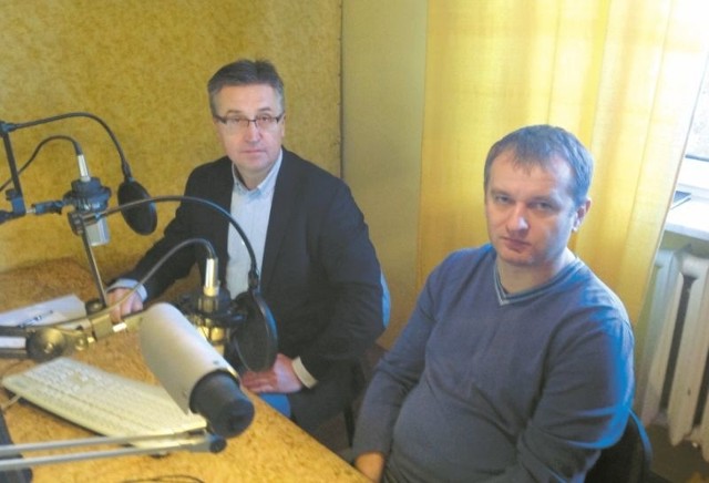 Dr Krzysztof Hermanowicz (z prawej), specjalista ortopedii i traumatologii ze szpitala MSW w Białymstoku i SP ZOZ w Bielsku Podlaskim, odpowiadał w radiu Orthodoxia na pytania zadawane przez doc. Jana Kochanowicza