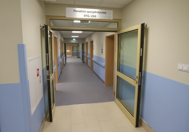 Centrum rehabilitacji Radomskiego Szpitala Specjalistycznego było gotowe już pod koniec 2020 roku, ale uruchomiono tam covidowy szpital tymczasowy. teraz w końcu ma się tam przenieść oddział z ulicy Giserskiej.