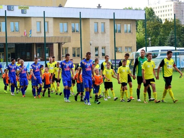 Organizacja drugoligowych meczów piłkarskich w Tarnobrzegu została oceniona wysoko.