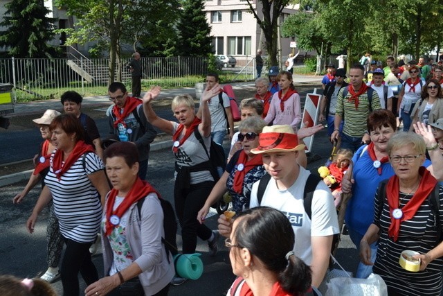 Rybnicka Pielgrzymka na Jasną Górę Wyruszyła