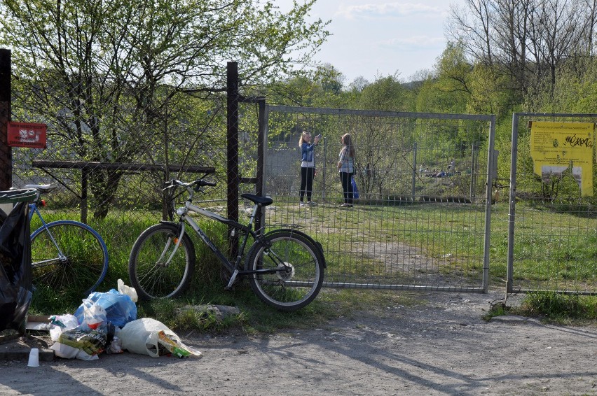 Kwietniowe ognisko w Krakowie. "Było spokojnie, wystawiliśmy 21 mandatów" [ZDJĘCIA, WIDEO]