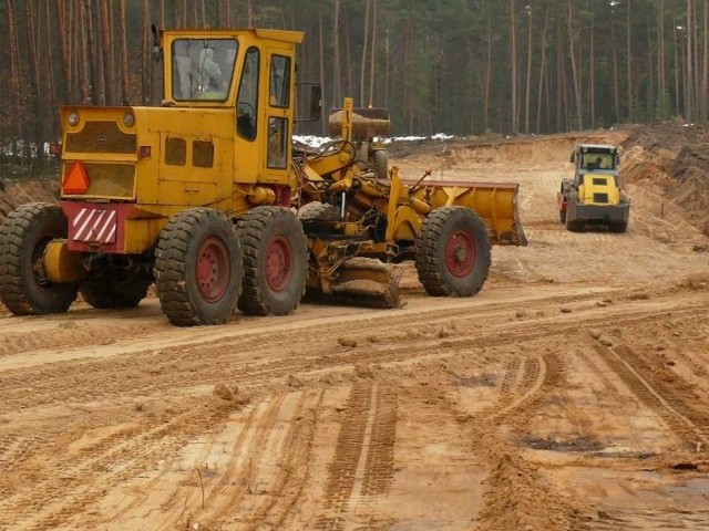 Rząd daje 62 mln zł na podkarpackie drogiW ramach programu mogą być wykonywane roboty budowlane  polegające  na budowie, przebudowie, remoncie  drogi powiatowej  lub gminnej.