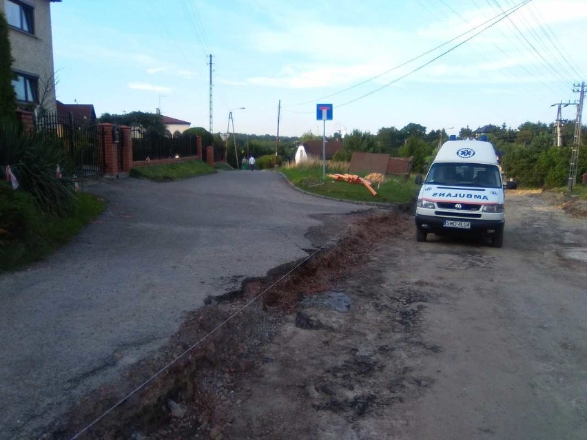 Mieszkańcy skarżą się na sposób prowadzenia prac na ulicy...