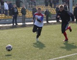 Piłkarze Broni pokonali rezerwy Korony (zdjęcia)
