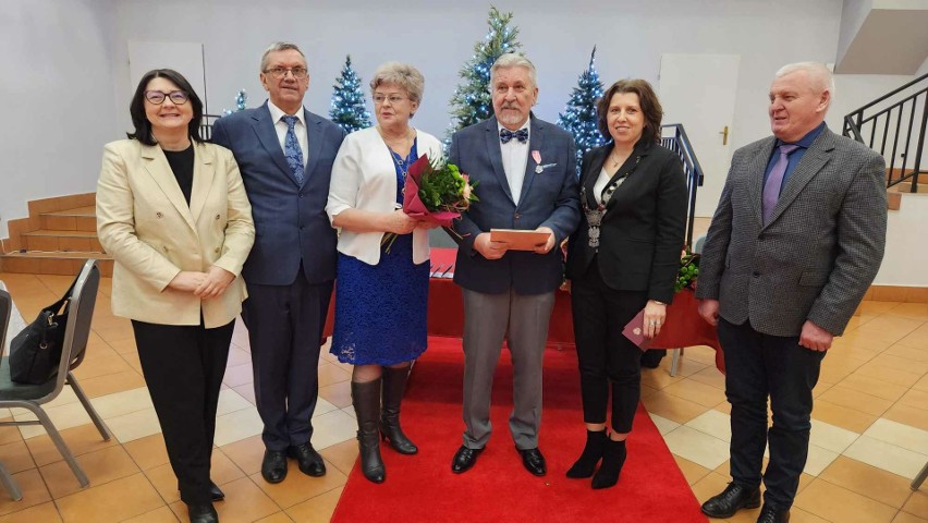 Złote gody w Troszynie. 29.12.2023 jubileusz małżeński świętowało 11 par
