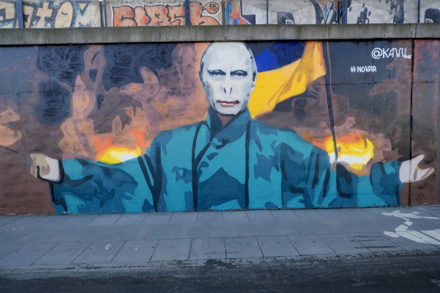Putin Voldemort. Nowy mural powstał na Wildzie.Przejdź do kolejnego zdjęcia --->