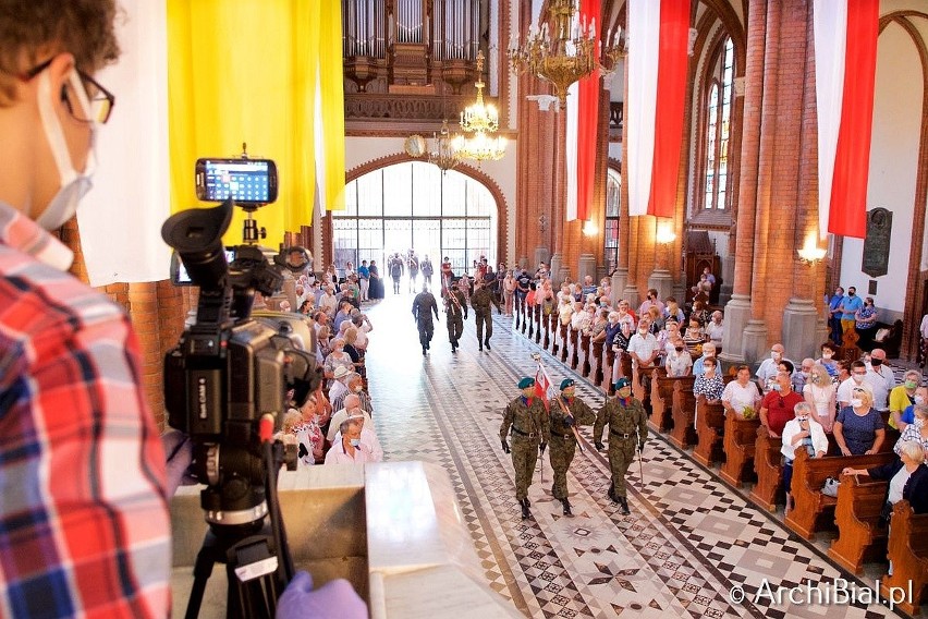 Archikatedra Białostocka. Msza św. w 100. rocznicę Cudu nad...